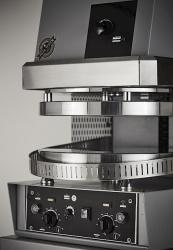 Пресс для пиццы Oem-ali PF46MT PIANO термический 46см без бортика – купить в RuOborudovanie.ru с доставкой до двери Купить пресс для пиццы oem-ali pf46mt piano термический 46см без бортика – цена от завода, доставка до двери | RuOborudovanie.ru